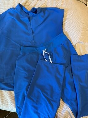 Figs Women's Royal Blue Scrub Top and Pants Set
